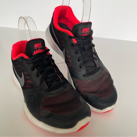 Nike City Trainer black mesh running training fitness shoes Women’s size 7 EUC - Picture 1 of 10